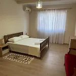 Irena And Papi's Warm Apartmán