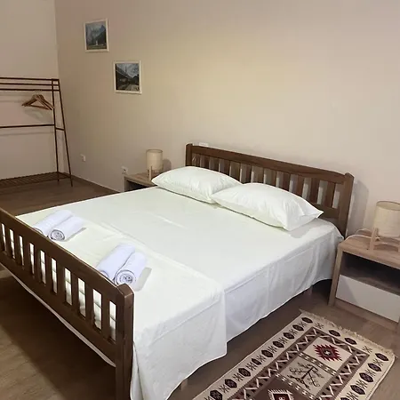 Irena And Papi's Warm Appartement Tirana